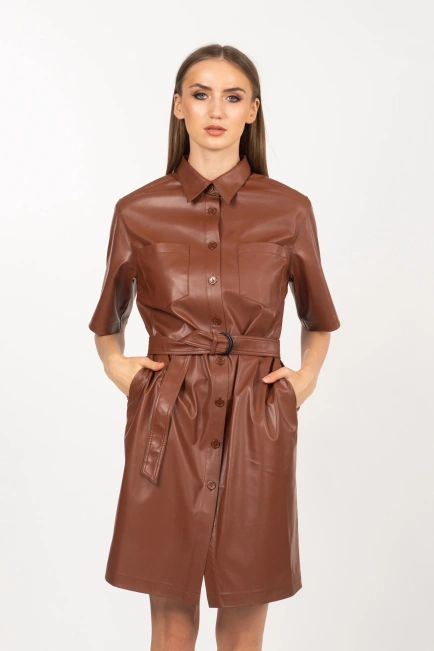 Жіноча сукня з еко-шкіри в коричневому кольорі-4