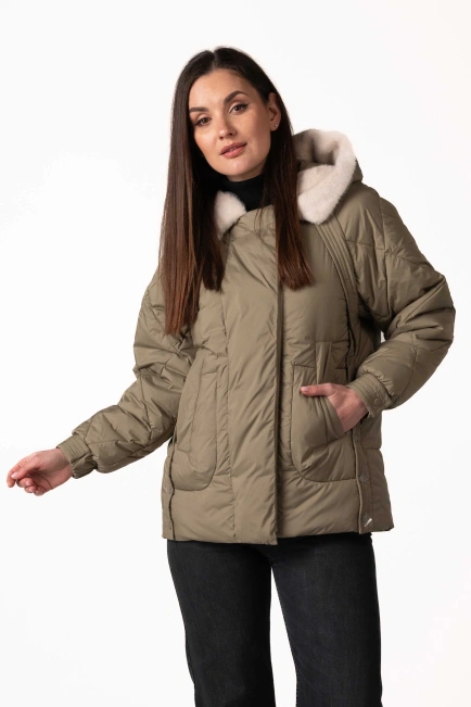 Биопуховик зелёного цвета с экомехом-4