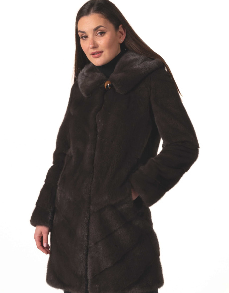 Норковая шуба цвета тёмный капучино