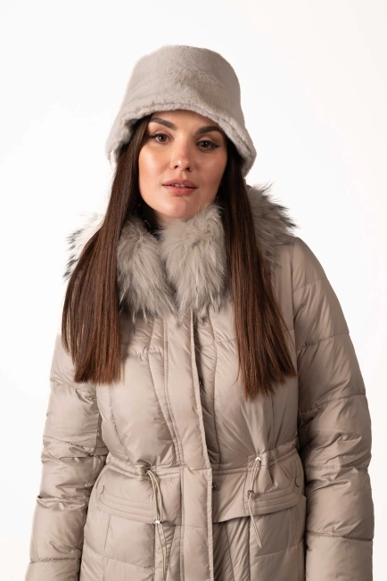 Женская зимняя шапка из искусственного меха-1