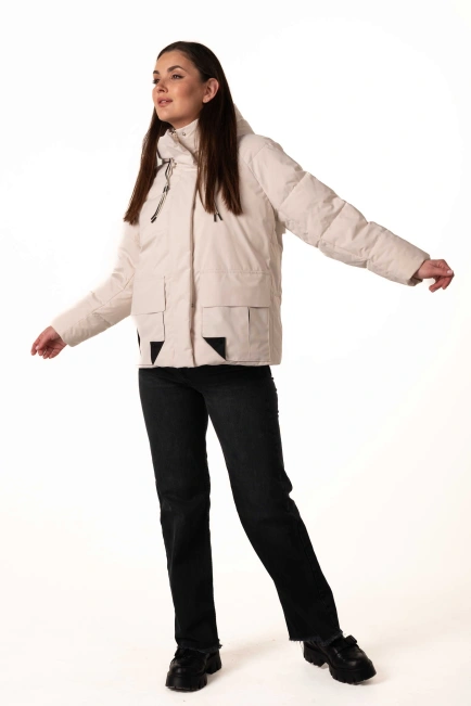 Молочный биопуховик с капюшоном и карманами-10