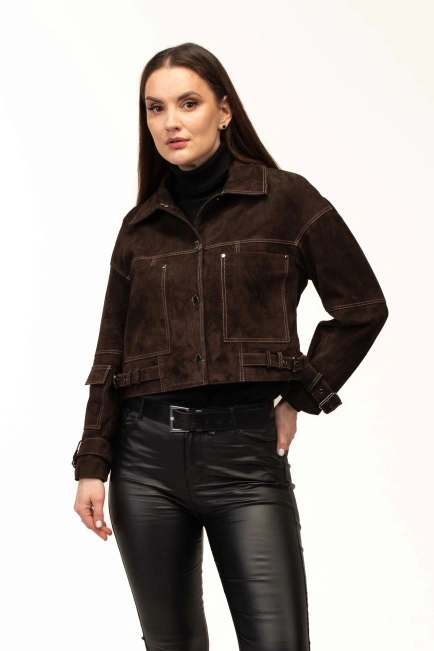 Жіноча замшева куртка з ремінцями-1