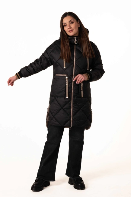 Женский черный биопуховик с бежевыми акцентами-6