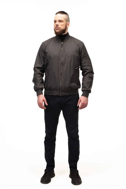 Чоловіча легка куртка чорного кольору бомбер-9