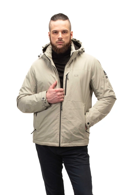 Демісезонна куртка світлого кольору-1