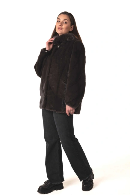 Женская норковая шуба коричневого цвета зима-5