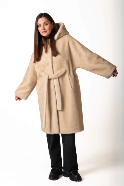 Шуба з екохутра бежева з втяжним поясом-6