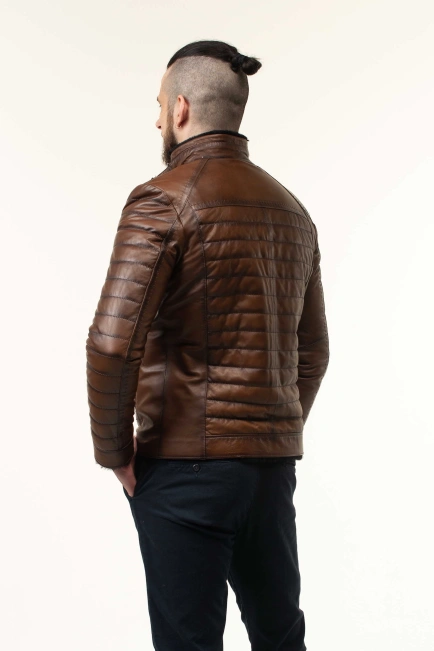 Дубленка мужская в коричневом цвете-6