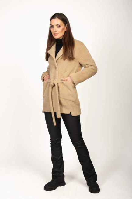 Шуба з еко-хутра бежевого кольору-4