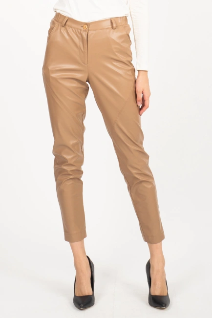 Женские брюки из эко-кожи бежевые-2
