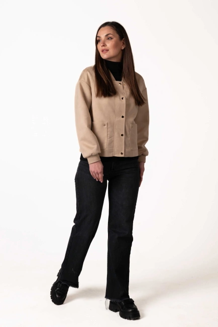 Жіноча куртка зі штучної замші бежева-7