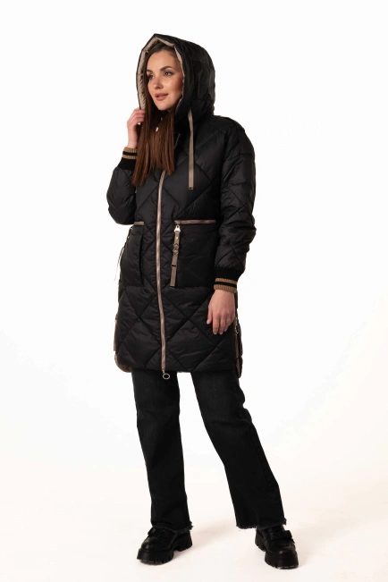 Женский черный биопуховик с бежевыми акцентами-10