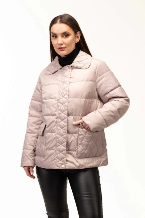 Легка демісезонна куртка з накладними кишенями