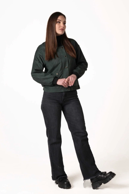 Жіноча куртка зі штучної замші зелена-7