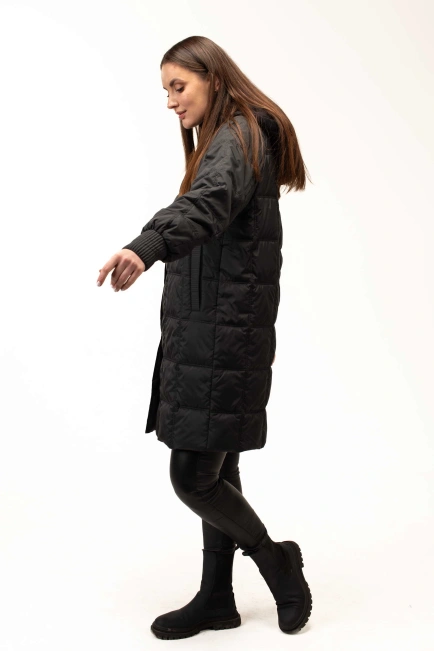 Демісезонна куртка чорна з капюшоном-5
