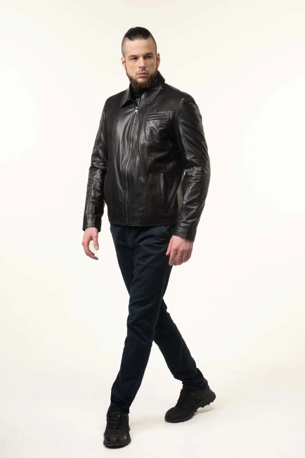Шкіряна куртка чорна з нагрудною кишенею-10