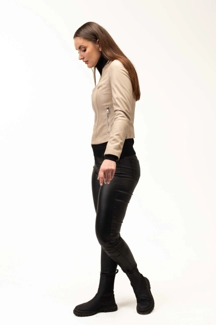Жіноча шкіряна куртка бежева-5