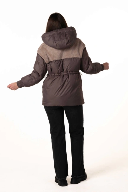 Женский биопуховик с экомехом коричневого цвета-2