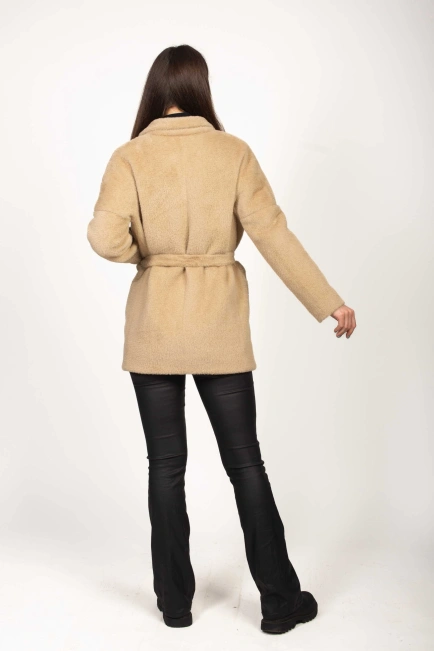 Шуба з еко-хутра бежевого кольору-8