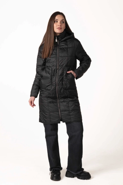 Жіноча демісезонна куртка з капюшоном чорна-9