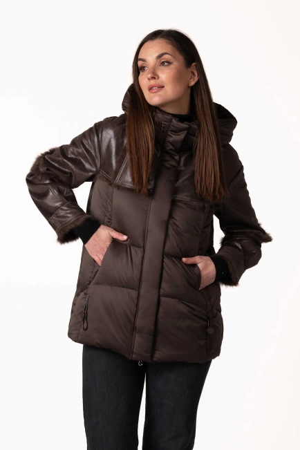 Биопуховик с кожаными и меховыми вставками-4