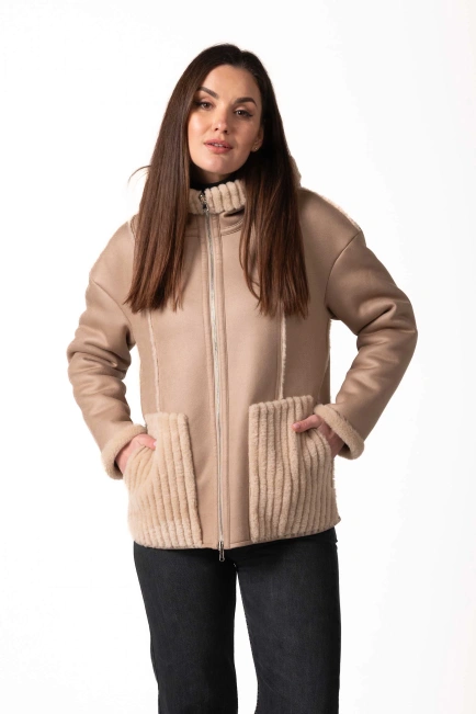 Женская двусторонняя экодублёнка на молнии-4