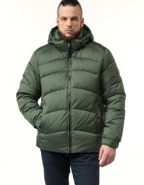 Зимова куртка з біопухом зеленого кольору