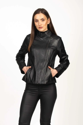 Жіноча шкіряна куртка, колір чорний