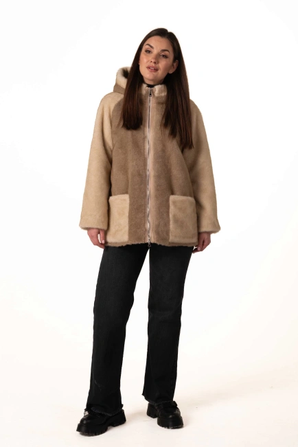 Шуба из экомеха в бежевых оттенках-8