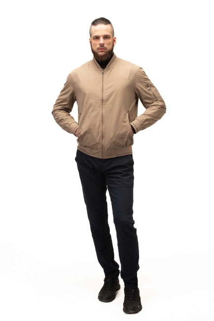 Чоловіча легка куртка бежевий бомбер-9