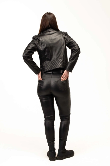 Жіноча чорна шкіряна куртка з блискавками-2