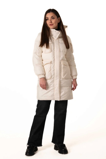 Молочный биопуховик с капюшоном и декором-8