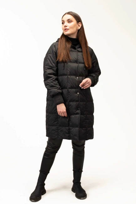 Демісезонна куртка чорна з капюшоном-4
