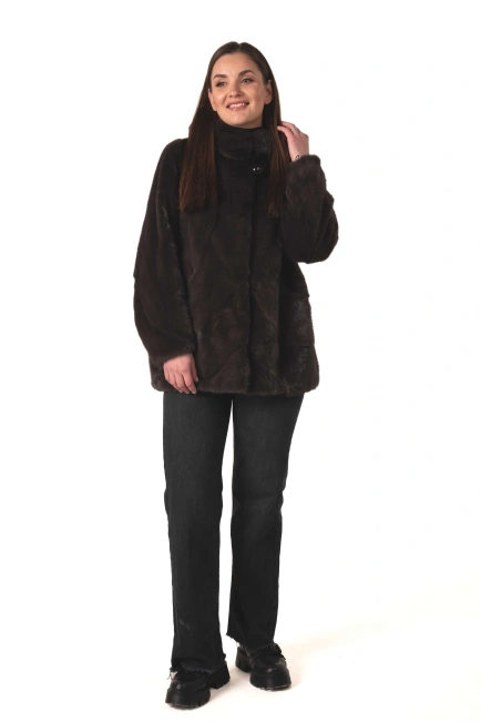 Женская норковая шуба коричневого цвета зима-9