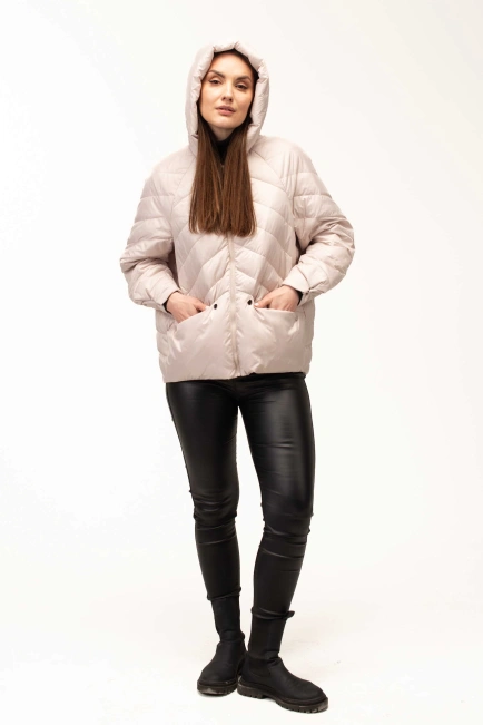 Демісезонна куртка з капюшоном та кишенями-3