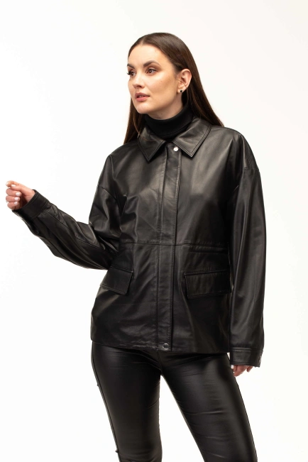 Жіноча шкіряна куртка-тренч чорна-4
