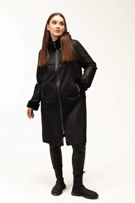 Жіноча чорна дублянка з капюшоном довга-8