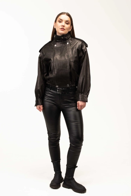 Шкіряна куртка-бомбер з подвійним коміром-6