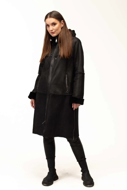 Жіноча чорна дублянка з капюшоном довга-3