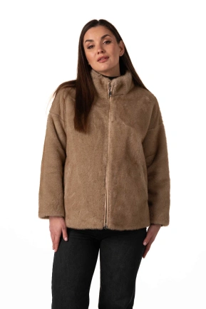 Шуба з екохутра у бежевому кольорі коротка