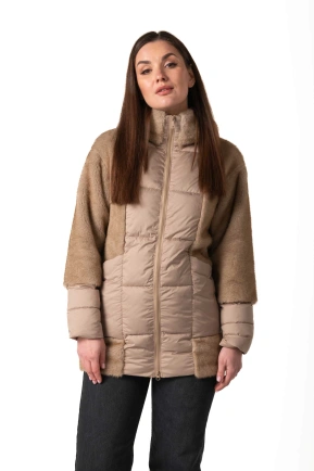 Біопуховик з екохутром бежевого кольору зима