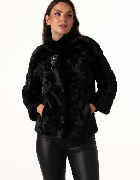 Шуба з хутра норки чорна з брошкою