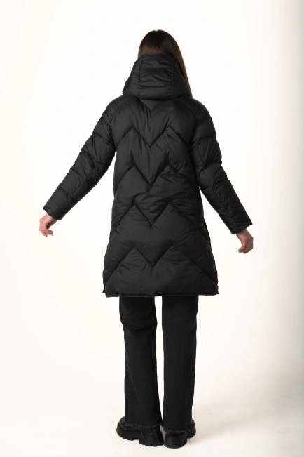 Длинный черный биопуховик с разрезами по бокам-2