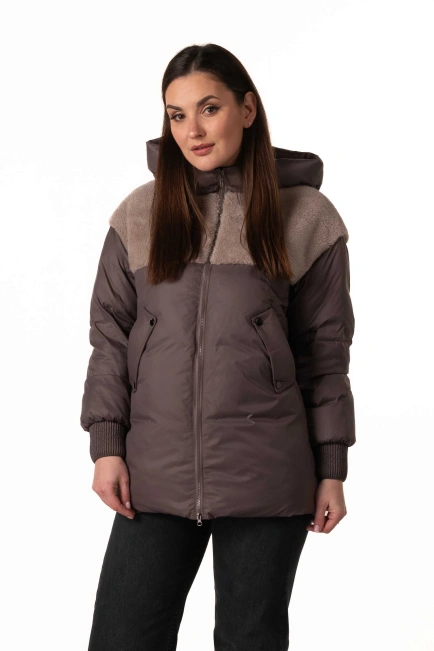 Женский биопуховик с экомехом коричневого цвета-1