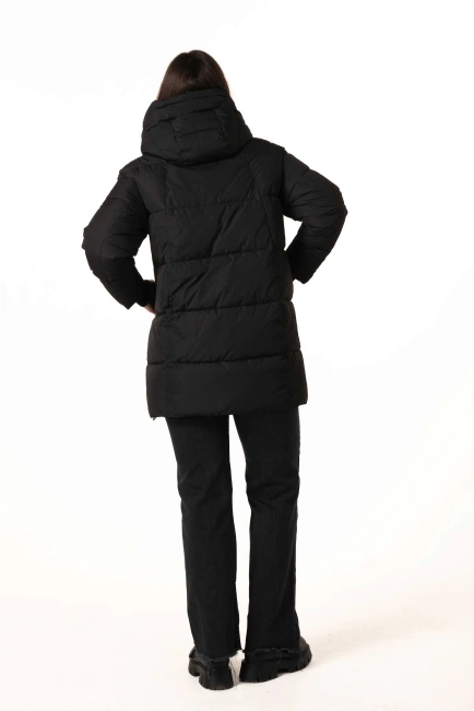 Женский чёрный биопуховик со съёмным капюшоном-2