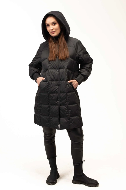 Демісезонна куртка чорна з капюшоном-6