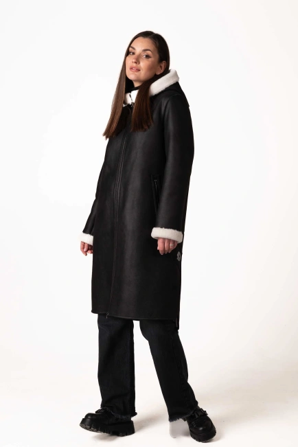Женская чёрная экодублёнка с белым эко-мехом-10