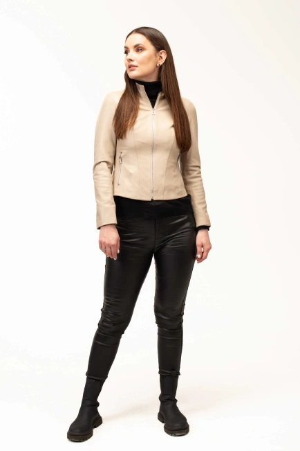 Жіноча шкіряна куртка бежева-9