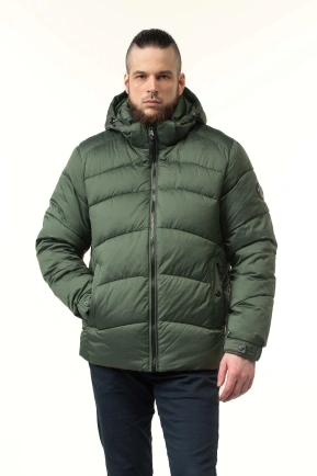Зимова куртка з біопухом зеленого кольору