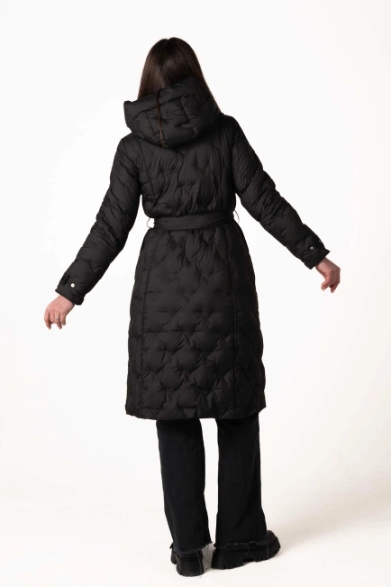 Пуховик з натуральним пухом, капюшоном та поясом-2